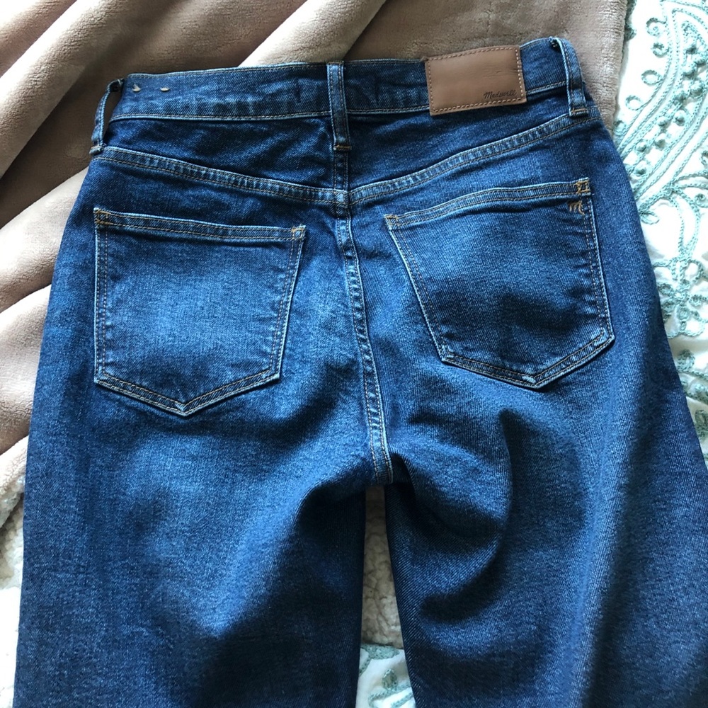 SOLD - Madewell 9” High-Rise Skinny Jeans